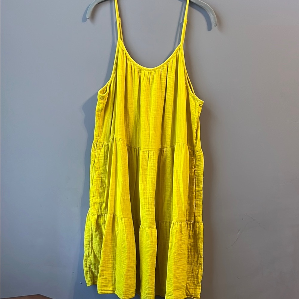 Universal Thread Yellow Sleeveless Dress
